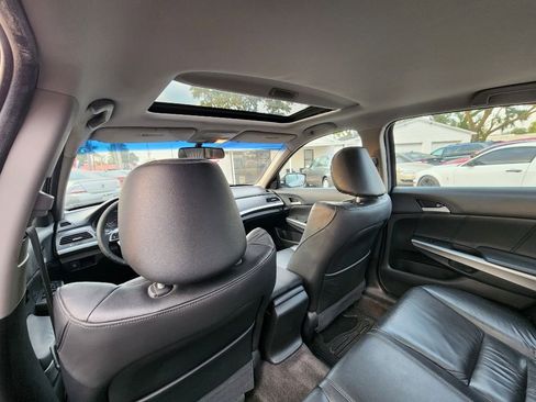 Used 2009 Honda Accord EX-L image 18