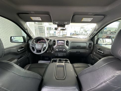 Used 2023 Chevrolet Silverado 1500 Custom Trail Boss w/ LPO, Dark Essentials Package AWD/4WD image 19
