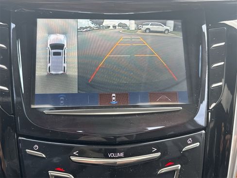 Certified 2020 Cadillac Escalade Luxury w/ Escalade Sport Edition image 14