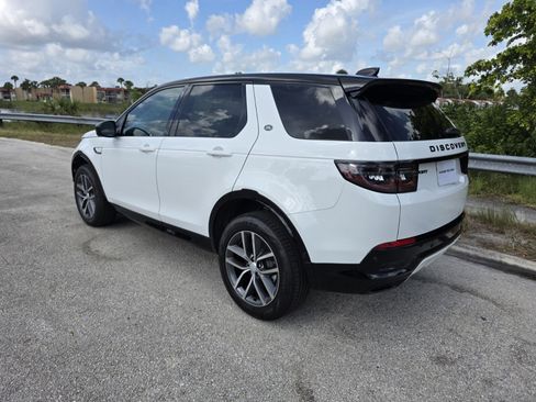 Used 2026 Land Rover Discovery Sport Landmark AWD/4WD image 2