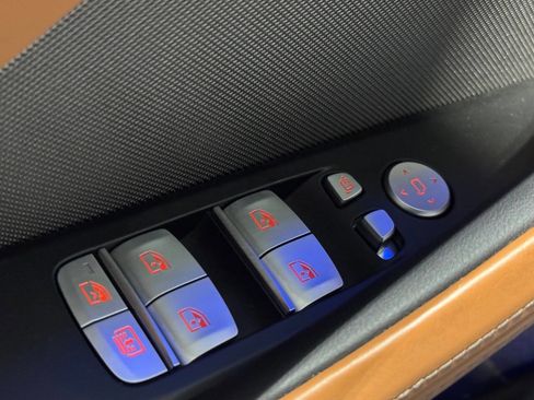 Used 2025 BMW 840i xDrive image 36