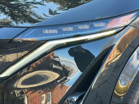 Certified 2024 Nissan Ariya AWD image 4