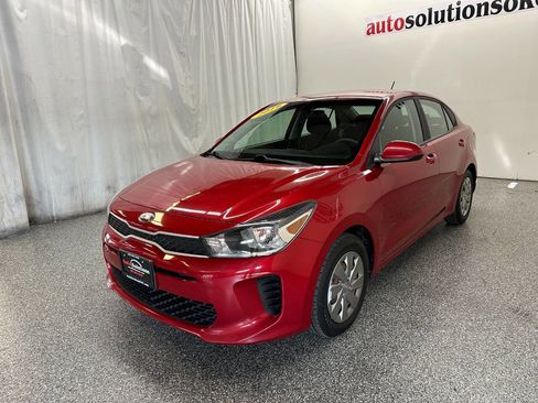Used 2019 Kia Rio S image 3