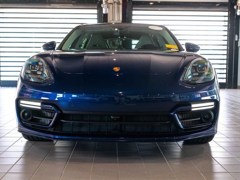 Certified 2023 Porsche Panamera 4 Platinum Edition AWD/4WD image 6