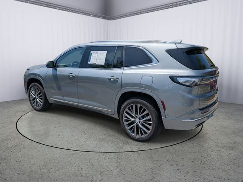 Certified 2025 Buick Enclave Avenir w/ Super Cruise Package AWD/4WD image 5