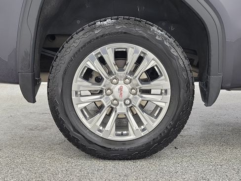 Used 2025 GMC Sierra 1500 Denali w/ Technology Package AWD/4WD image 6