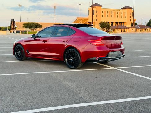 Used 2022 Genesis G70 2.0T w/ Prestige Package RWD image 5
