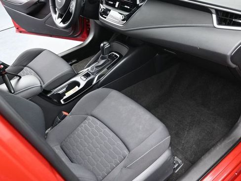 Used 2021 Toyota Corolla SE w/ SE Preferred Package image 22