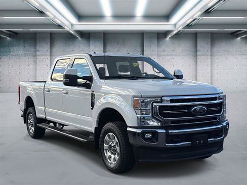 Used 2022 Ford F250 Lariat w/ Lariat Value Package image 3