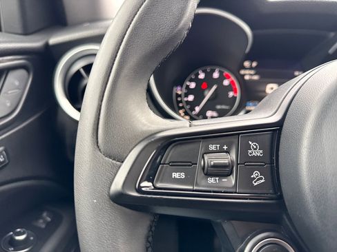 Used 2020 Alfa Romeo Stelvio Sport w/ Cold Weather Package image 28