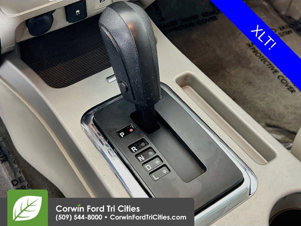 Used 2010 Ford Escape XLT AWD/4WD image 10