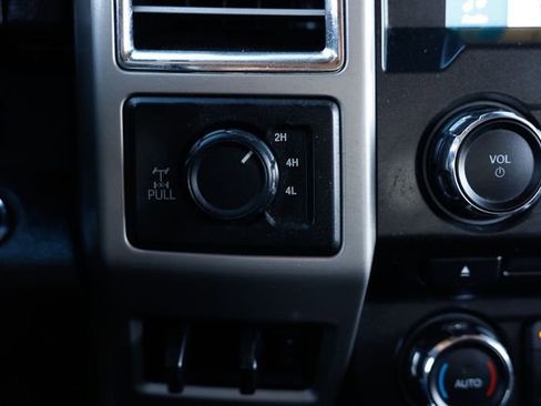 Used 2017 Ford F250 Lariat w/ Lariat Ultimate Package image 40