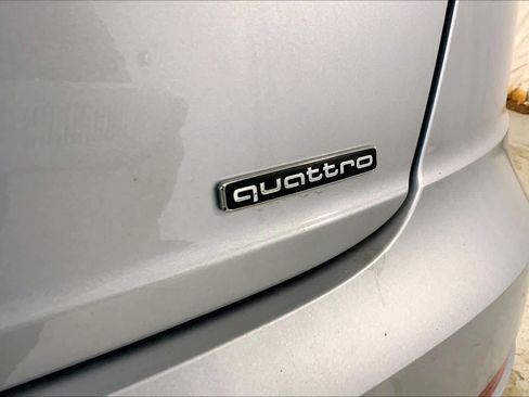 Used 2022 Audi Q8 Premium Plus image 9