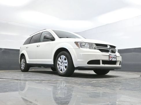 Used 2016 Dodge Journey SE w/ Flexible Seating Group FWD image 43