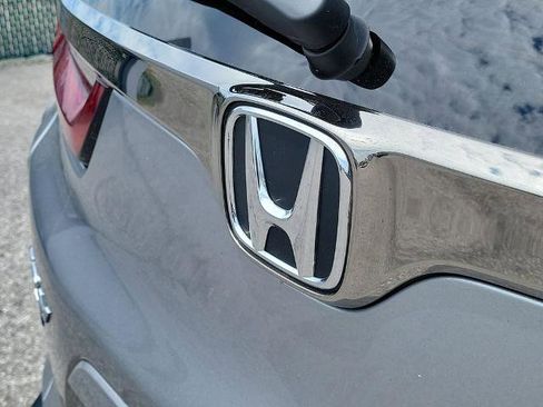 Used 2022 Honda CR-V Touring image 9