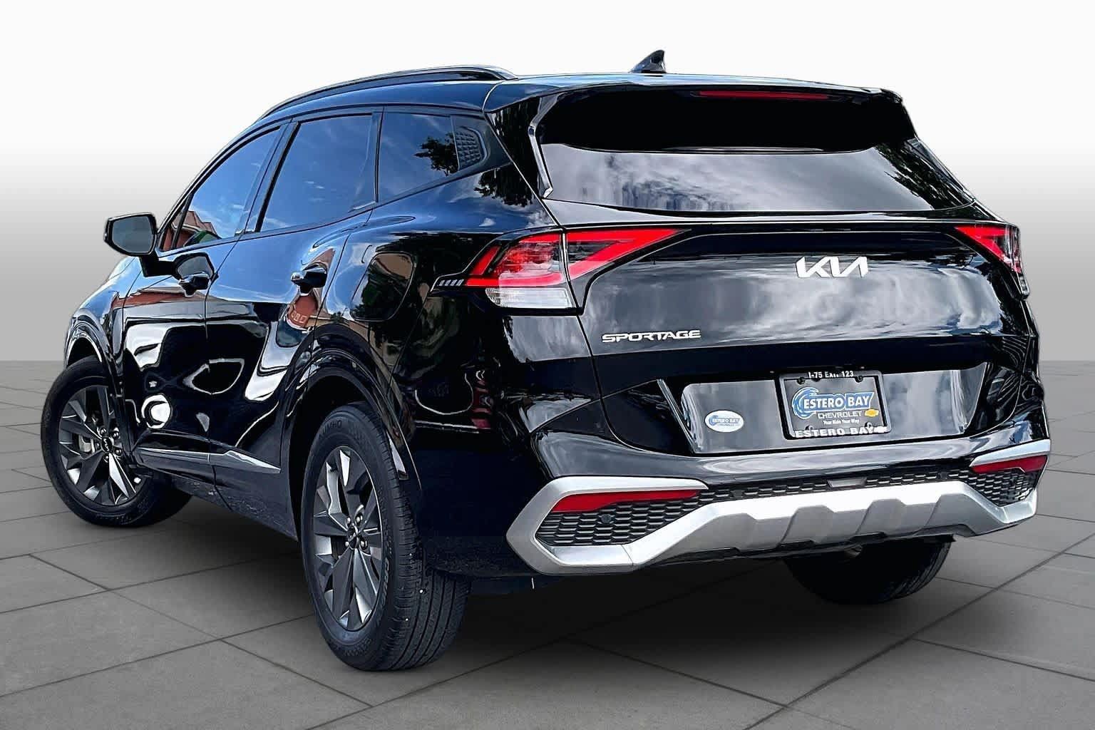 Used 2024 Kia Sportage SX FWD image 12