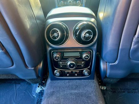 Used 2011 Jaguar XJ L image 21