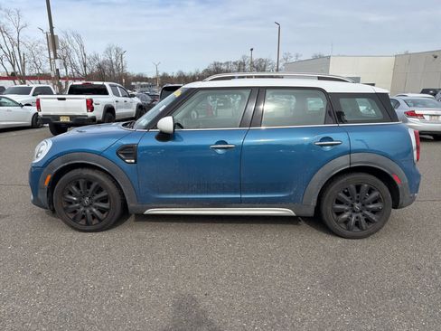 Used 2017 MINI Cooper Countryman image 2