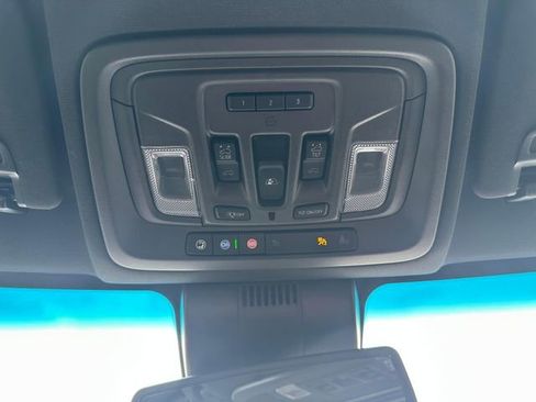 Used 2023 GMC Sierra 1500 AT4 w/ AT4 Preferred Package image 27