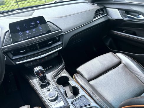 Certified 2022 Cadillac CT4 V w/ LPO, ONYX Package AWD/4WD image 21