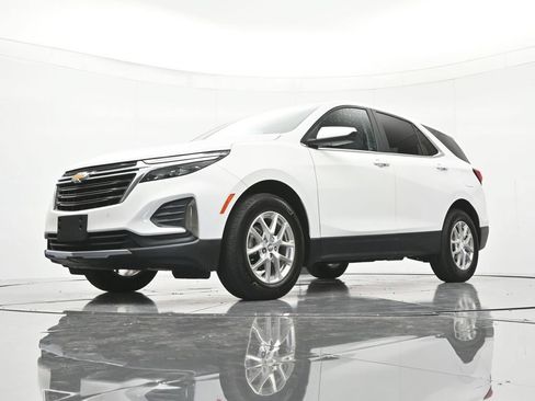 Used 2022 Chevrolet Equinox LT FWD image 36