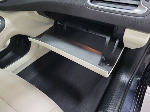 Used 2016 Chrysler 200 C w/ Premium Lighting Group image 16