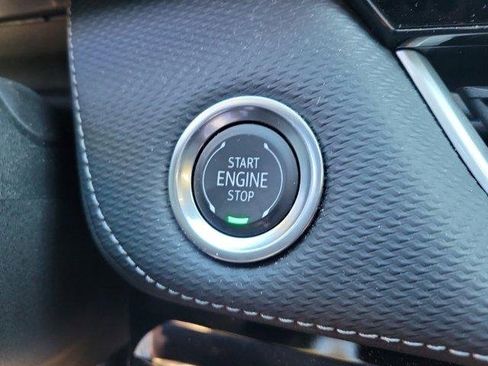 Used 2025 Chevrolet Equinox LT w/ Safety and Technology Package image 20