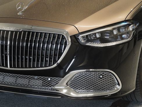 Used 2025 Mercedes-Benz Maybach S 680 4MATIC image 6