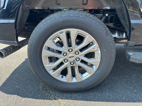 New 2025 Ford F150 Lariat w/ Equipment Group 502A High image 13