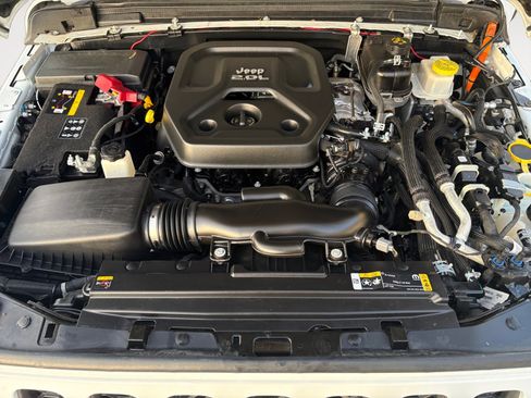 Used 2021 Jeep Wrangler Unlimited Rubicon 4xe w/ Steel Bumper Group image 27