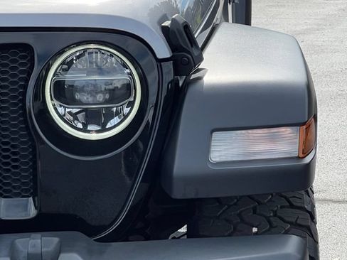 Used 2021 Jeep Wrangler Unlimited Sport AWD/4WD image 41