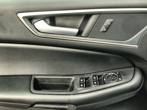 Used 2024 Ford Edge SEL w/ Convenience Package image 13