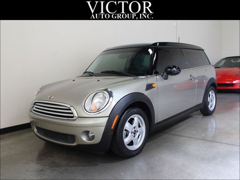 Used 2009 MINI Cooper Clubman Hardtop FWD image 4