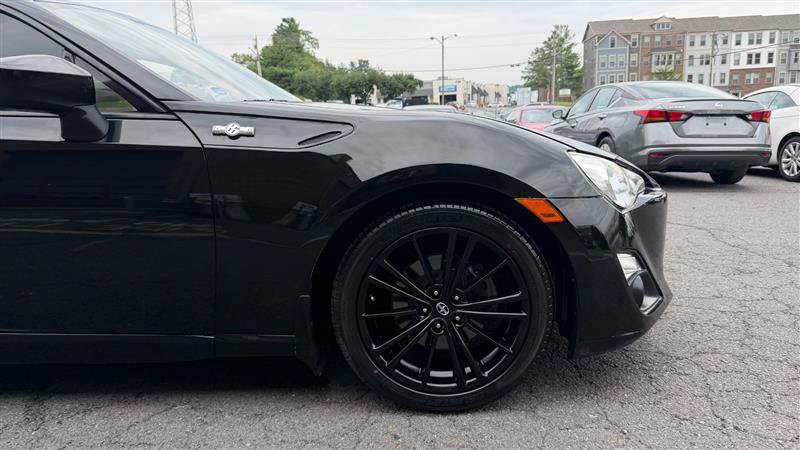 Used 2015 Scion FR-S RWD image 4