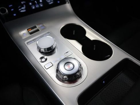 New 2026 Genesis GV70 2.5T Select AWD/4WD image 30