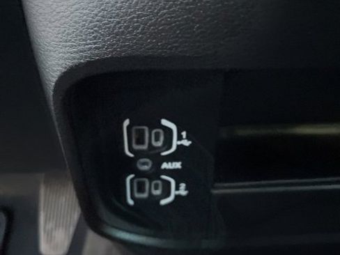 Used 2024 RAM 2500 Laramie image 24