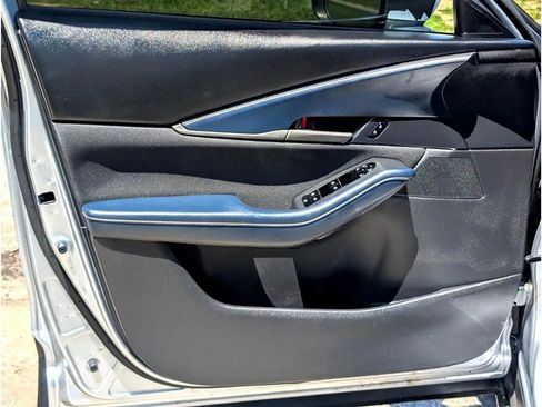 Used 2020 MAZDA CX-30 Sport Utility 4D image 16