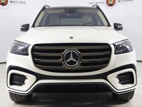 Used 2024 Mercedes-Benz GLS 580 4MATIC image 66