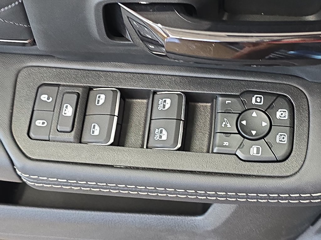New 2027 RAM 2500 Limited AWD/4WD image 28