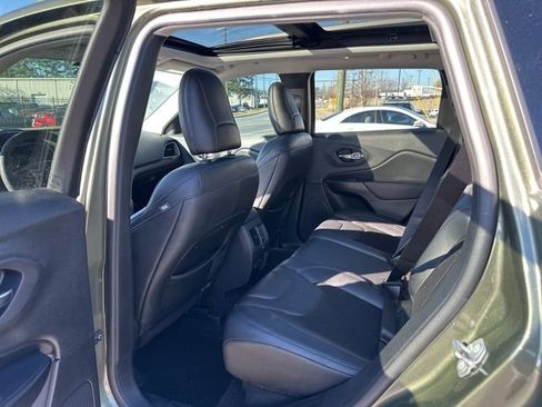 Used 2021 Jeep Cherokee Trailhawk w/ Sun, Sound & Nav Group image 10