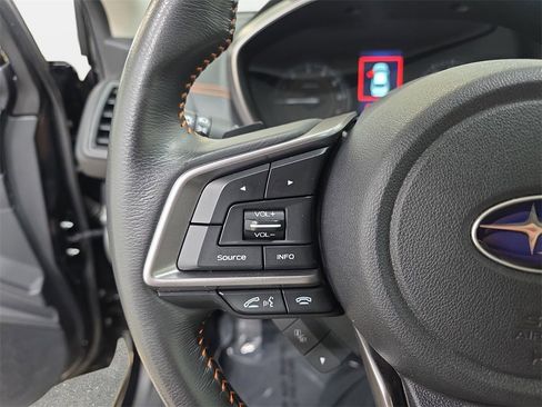 Used 2023 Subaru Crosstrek 2.0i Premium image 17