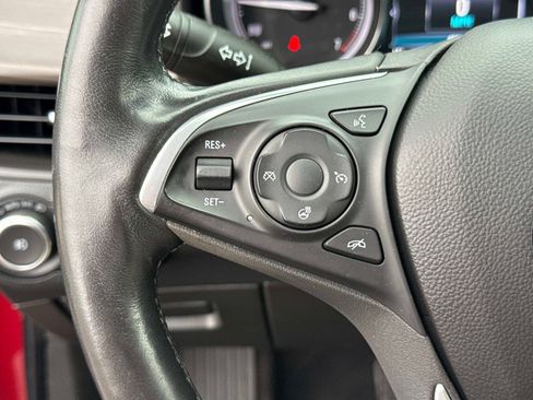 Used 2020 Buick Envision Essence FWD image 32