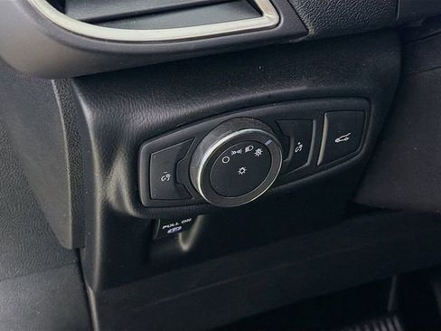 Used 2018 Lincoln MKX Reserve w/ Driver Assistance Package FWD image 12
