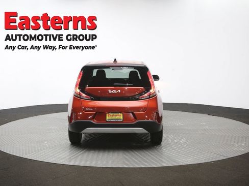Used 2023 Kia Soul LX w/ Option Group 015 FWD image 38