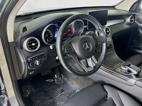 Used 2016 Mercedes-Benz GLC 300 4MATIC image 9