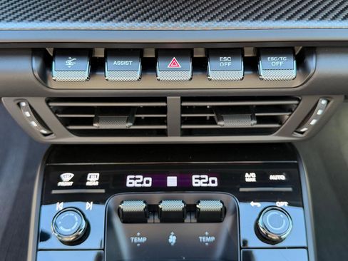 Used 2026 Porsche 911 GT3 RWD image 45