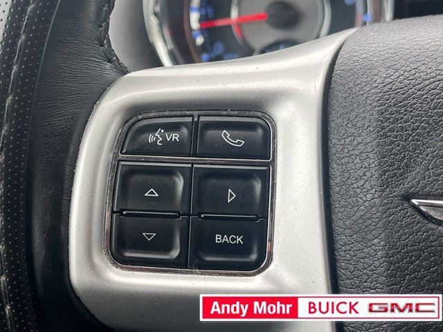 Used 2016 Chrysler Town & Country Touring w/ Driver Convenience Group FWD image 24