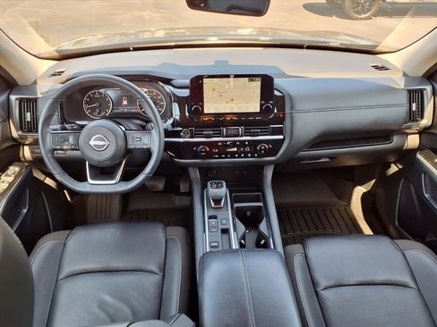 Used 2024 Nissan Pathfinder SL w/ Cargo Package image 28