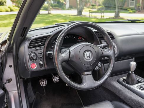Used 2000 Honda S2000 image 32