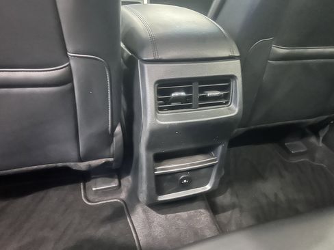 Certified 2024 Ford Edge SEL image 12